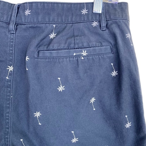 Junk Food x Disney Mickey Mouse Palm Tree Flat Front Chino Shorts Grey 7” M - Picture 4 of 16